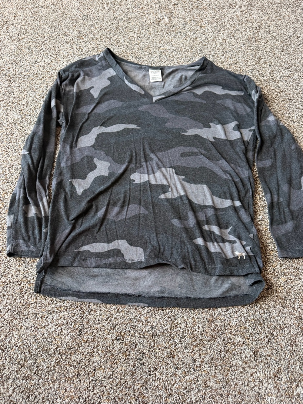 PINK Victoria's Secret Camo Metallic Logo Long Sleeve V Neck Top S